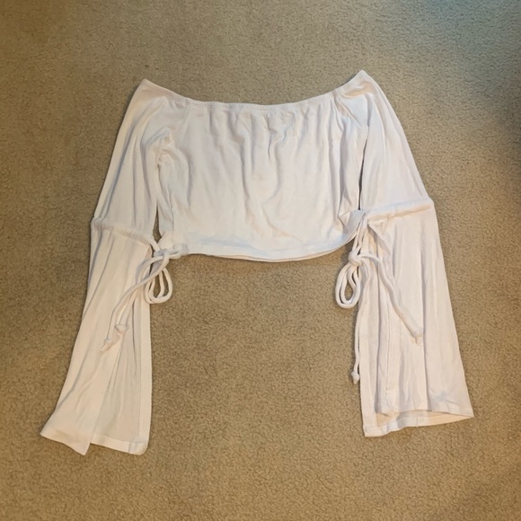 Off the shoulder white top - Picture 7 of 7